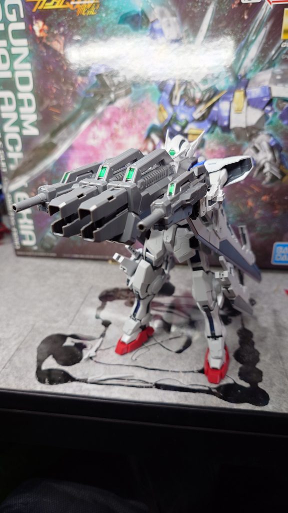 初塗装 GUNDAM ASTRAEA+PROTO BRODO BLADE
