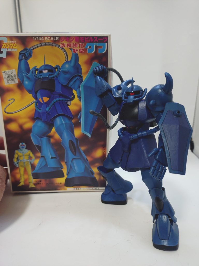 最後に箱絵のポーズを再現!…出来てるか、な?前述の通り、四十肩のせいでバンザイが苦手なもので…笑イマイチ締まりませんが、これにて紹介を終わりたいと思います。最後まで見て頂きありがとうございました!!