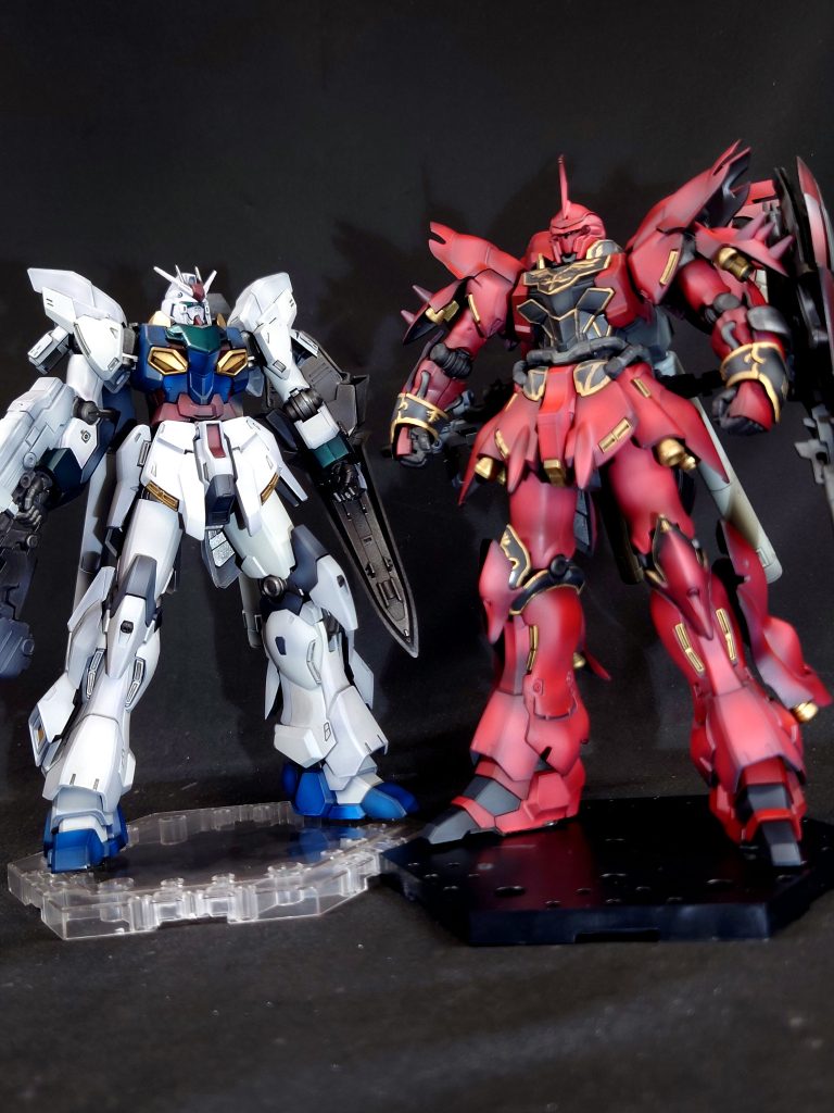 シナンジュ・スタインと大きさ比較。