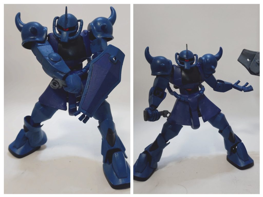 おっとグフ選手、武器を変える模様です。シールドから取り出しますは…