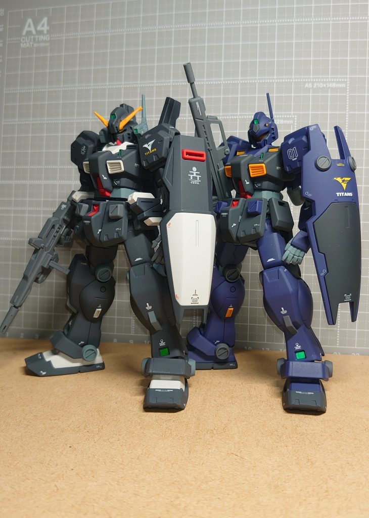 今回、過去イチの同時進行で本当に大変でした。改造はしていないものの、7機分の塗り分けはもうやりたくないですw AOZ機体はこれら以降たくさん出ているので機会があるなら完遂したいとは思っています。(思うだけ) ご覧いただきありがとうございます！