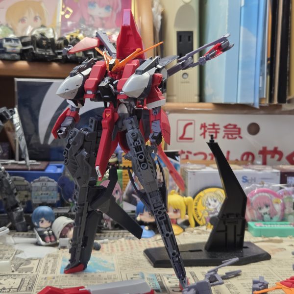 以前作成したバーベインⅡのラー形態を作成開始！ベースはこちら https://gumpla.jp/hg/2164484いままでの製作記録ではアクアハンブラビⅡをほぼそのまま使用していましたが、さらにハンブラビⅡっぽくするために、ドラムフレーム辺りのユニットにフライルーのものを使用。なかなかいい感じに収まってくれました。塗装は赤系にしようと思っています。（1枚目）