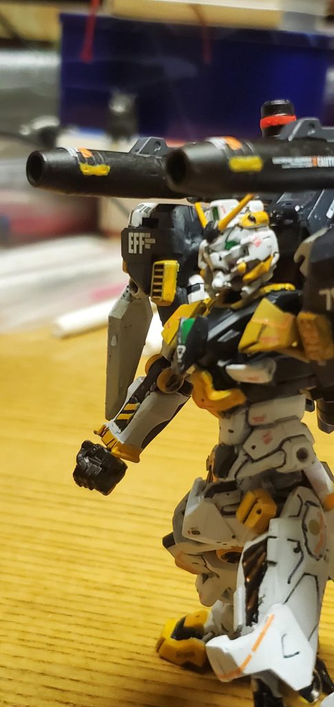 ビームキャノン状態です。威力はアニメで出てきたガンキャノンのものとほぼ同じです。