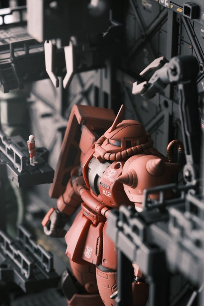 MSフィギュア01と撮影用ジオラマ「格納庫２」–7枚目/制作者：o-shino