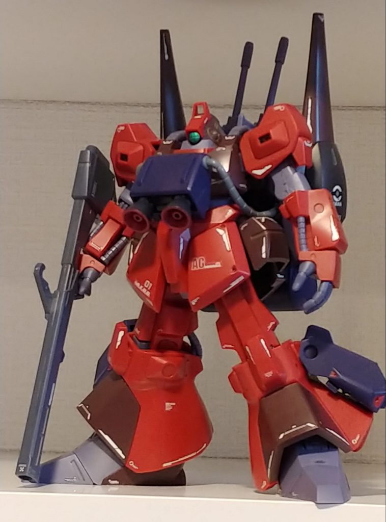 胸部はサイズはOKで、固定用のアタッチメントが別途発売されるのか?※追記訂正脚部はディアス側の脚カバーが外せる仕様で取付け可能でした。気付かなかった… 他のロボット魂製品にも装着可能なようです。