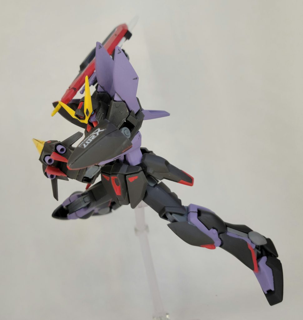 身体を捻るランサーダート発射前お馴染みなポーズもとれるようになりました。~以下適当にポーズを付けて撮ったやつ~