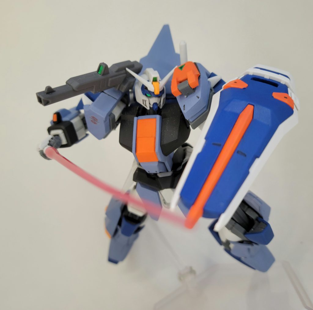 アサルトシュラウドはHG、BB戦士等色々なデュエルから持ってきた部品で作成しました。デュエルと言えばアサルトシュラウドだと思うので、素人ながら頑張って作った思い出。