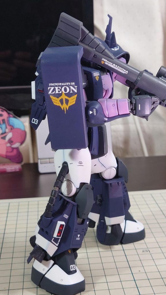 黒い三連星　ザクⅡ R1–6枚目/制作者：あれく myT 積みプラ崩したい