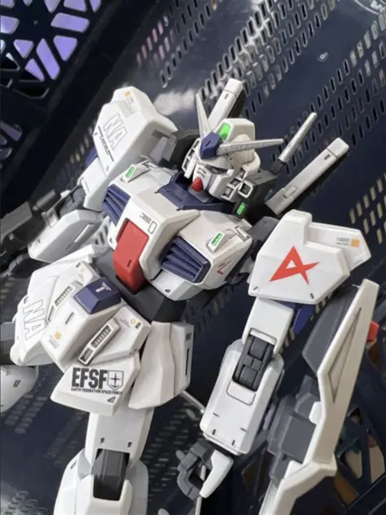 ガンダムMk-Ⅱ改  アムロ搭乗機 ver.UC0098–3枚目/制作者：真樹京介