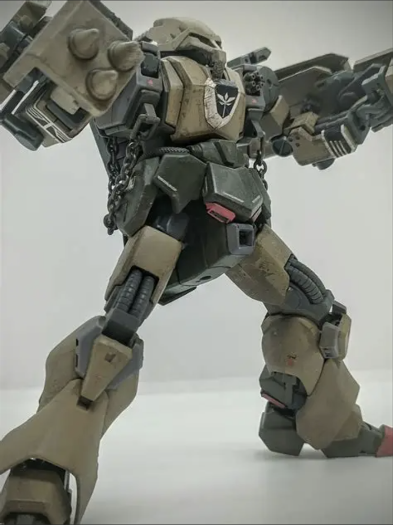 腰回りの動力パイプはmsgのものに変えております。 