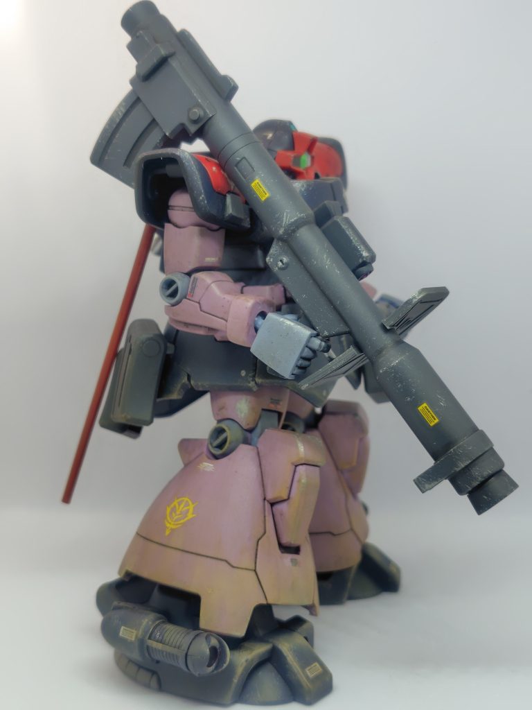 全身合わせ目でしたが汚したおかげでほぼ分からなくなりました。