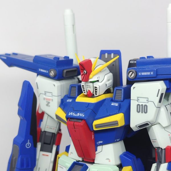 HGUC 1/144 MSZ-010 ZZガンダム