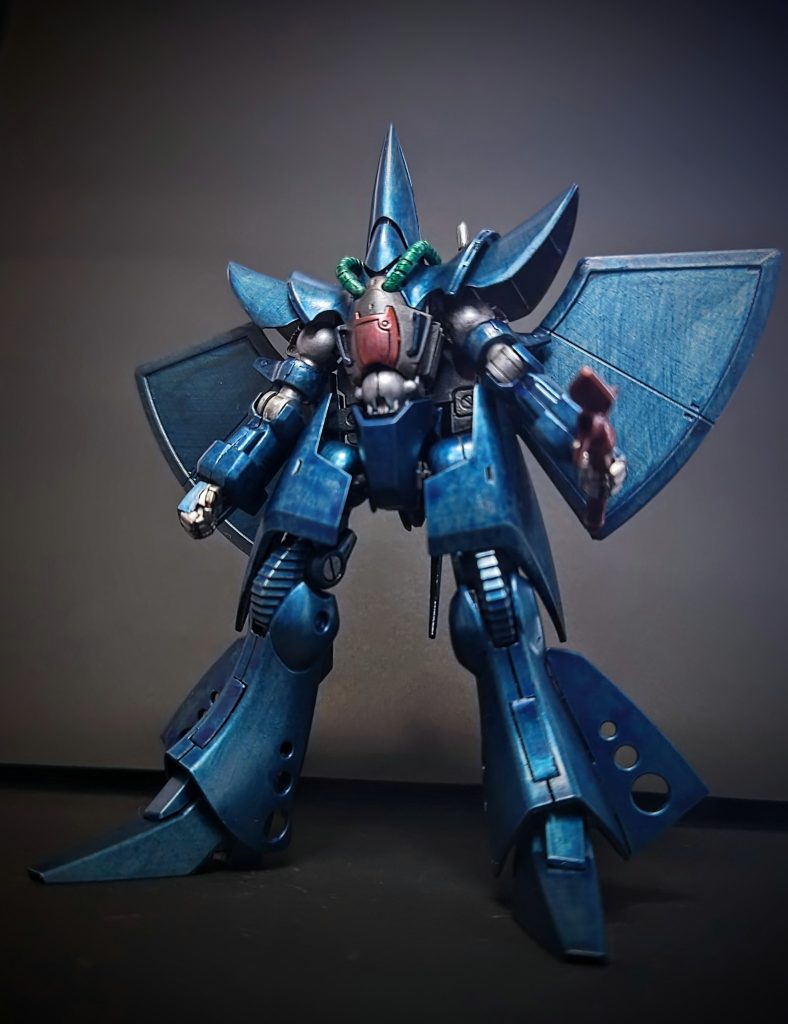 正面カット。永野メカですが、半光沢で仕上げています。 