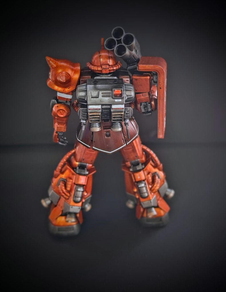 背面カット。ザクⅡ高機動型の後ろ姿は恰好よくて、たまりません！！