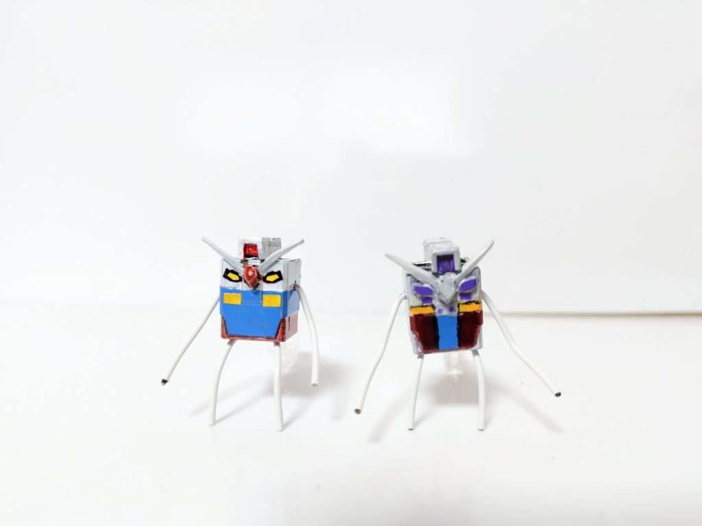 白いカンサムと並べて