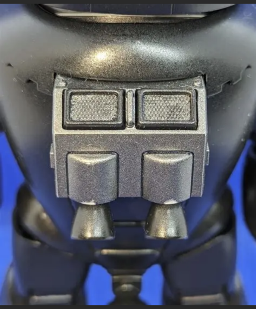 ランドセルはアッガイのものを移植。市販パーツでデコレーション。