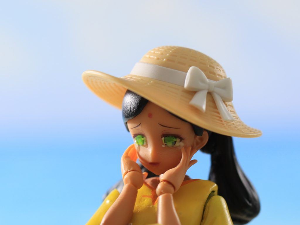 使用したガンプラ（ミオリネ）ボディそのままだとこの腕の角度出せないので強引に肘から下はひっつき虫とマステで留めてます。見えなければどうということはない。