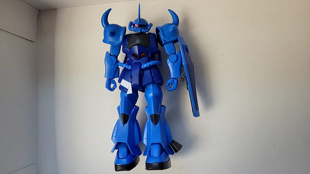 フロントスカートは延長してグフイグナイテッドみたいに