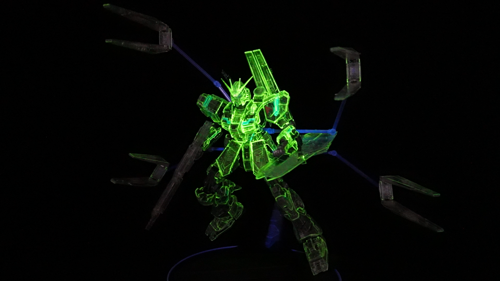 MG νガンダム Ver.ka(メカニカルクリア)–4枚目/制作者：セリカ3