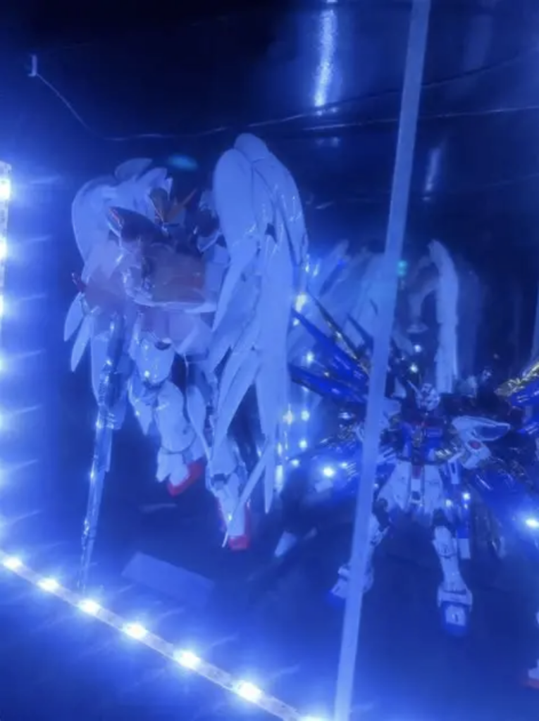 ガンダムパブ–5枚目/制作者：eguryuu