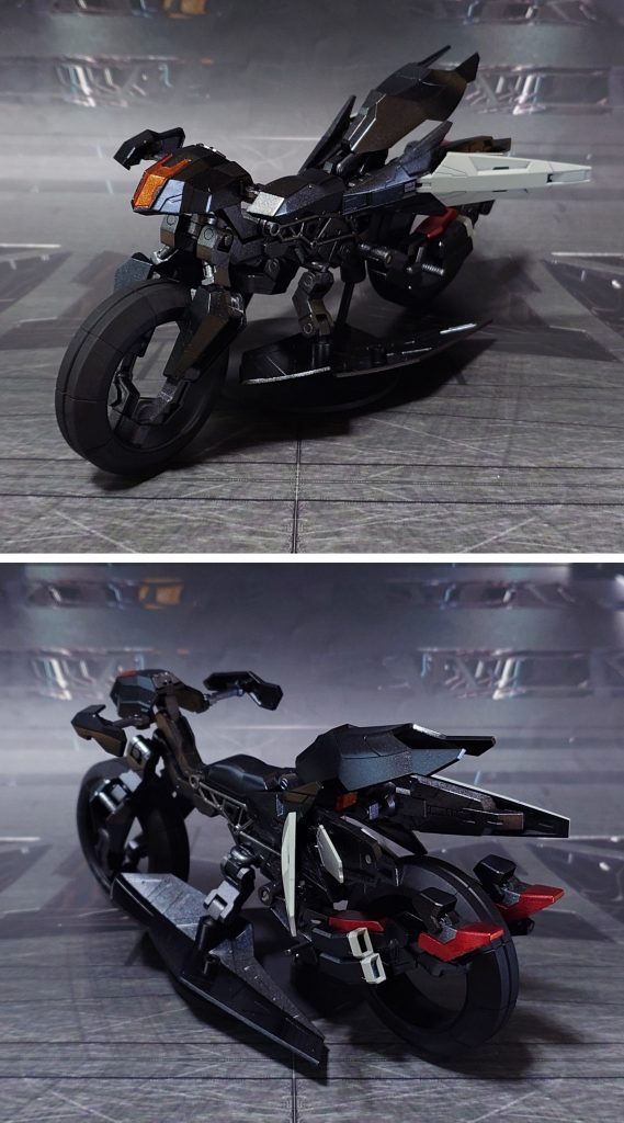 バイク型ユニット、ダイバーナインの前後ろ。他社プラモのパーツに少々ミキシング、ダブルオーウィルバー専用バイクとして組み立て塗装しました。