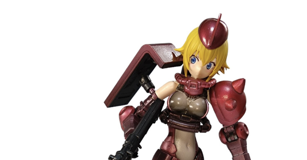 シールド部分の塗装がテカテカにならず少し失敗か。