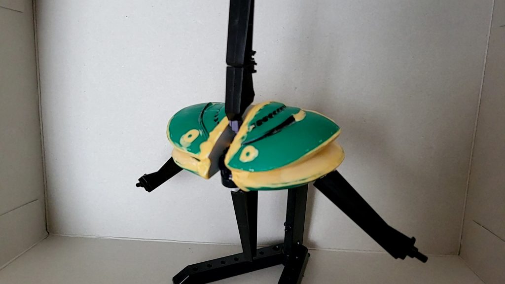 ビットを取り着ける部分はガンプラについてくる台座を使用