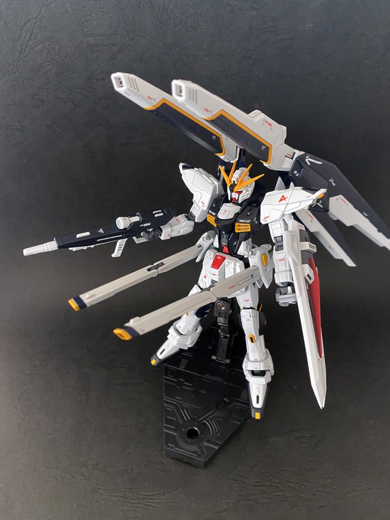 印象的シーンといえば、このハイマットフルバースト状態も。パラエーナ内に砲口も追加。