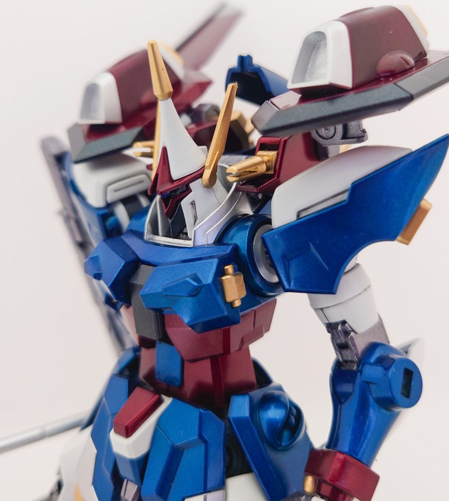 武装その１　バックパック内蔵ビーム砲バックパックに内蔵されたビーム砲！肩から展開して射撃する。 