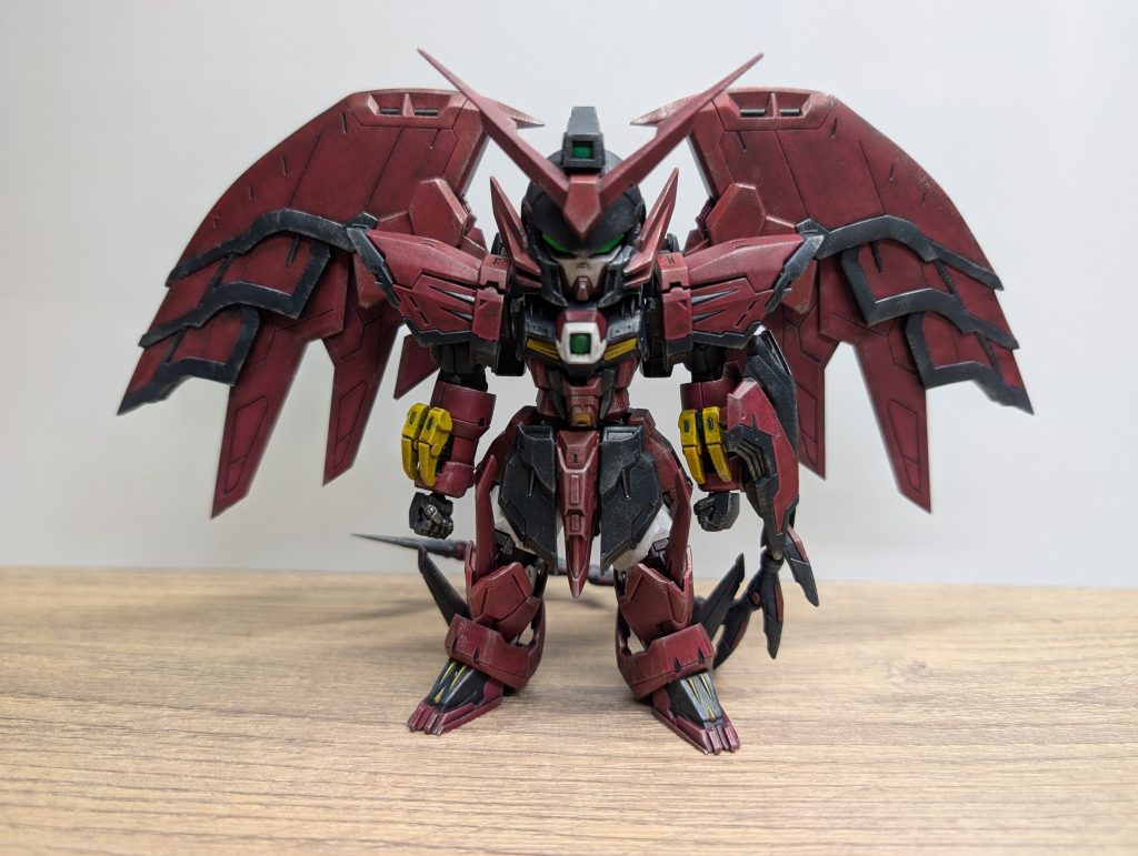 腕、足、ウイングすべてサイズに合うように短縮加工してみました。初めて加工したので悪戦苦闘。