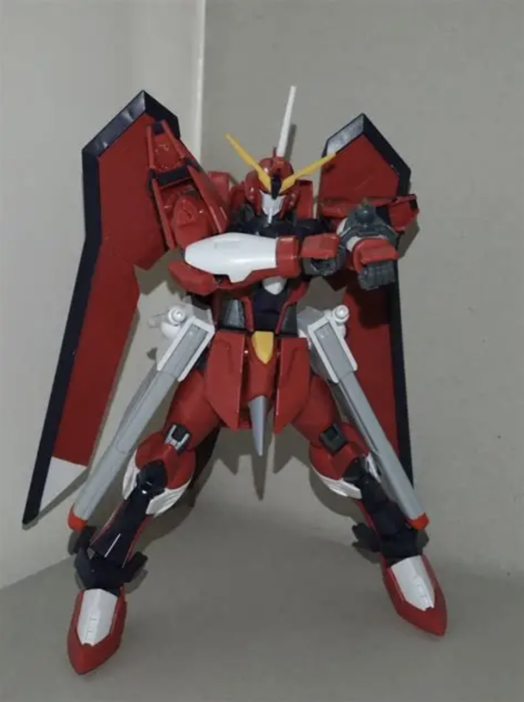 カトルファング格闘戦をより強化した状態で、これもティモリス人格でのみ使う。連結したサーベルと、シールド両側のファング状態のビームブレイドで、確実に敵機を追い詰める!