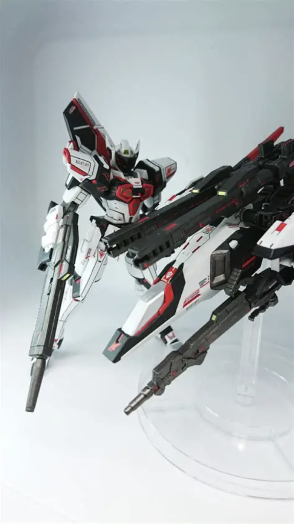 次はいよいよ支援機と合体です。機動力強化のためだけの組合せで言うなればフルブーストモードといったところでしょうか。