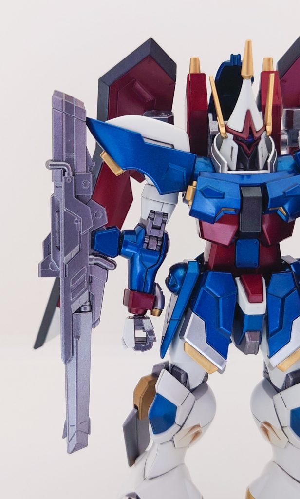 武装その４　115mmレールガン シヴァ元々はデュエルガンダムのアサルトシュラウド装甲に搭載されていたレールガンで、テスト運用のため右腕に装備されたという設定です。