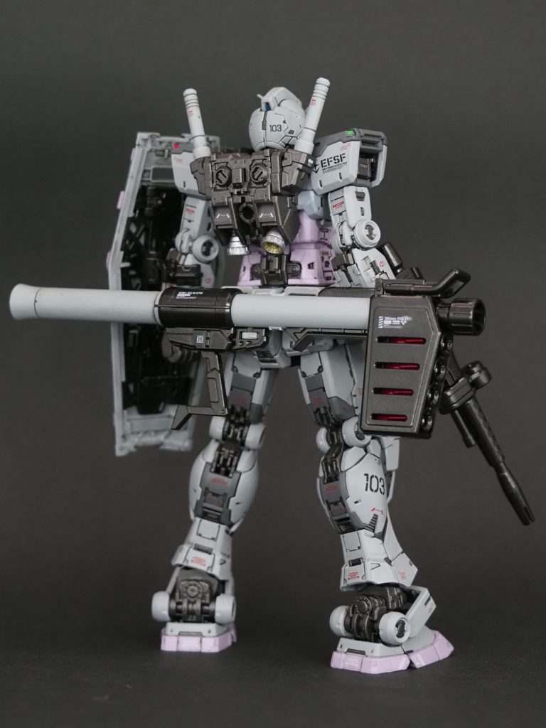 自分はG3の配色は淡い紫が好きなのですが、今回のレイ専用パープルはどっちかというとピンクにしか見えん・・・