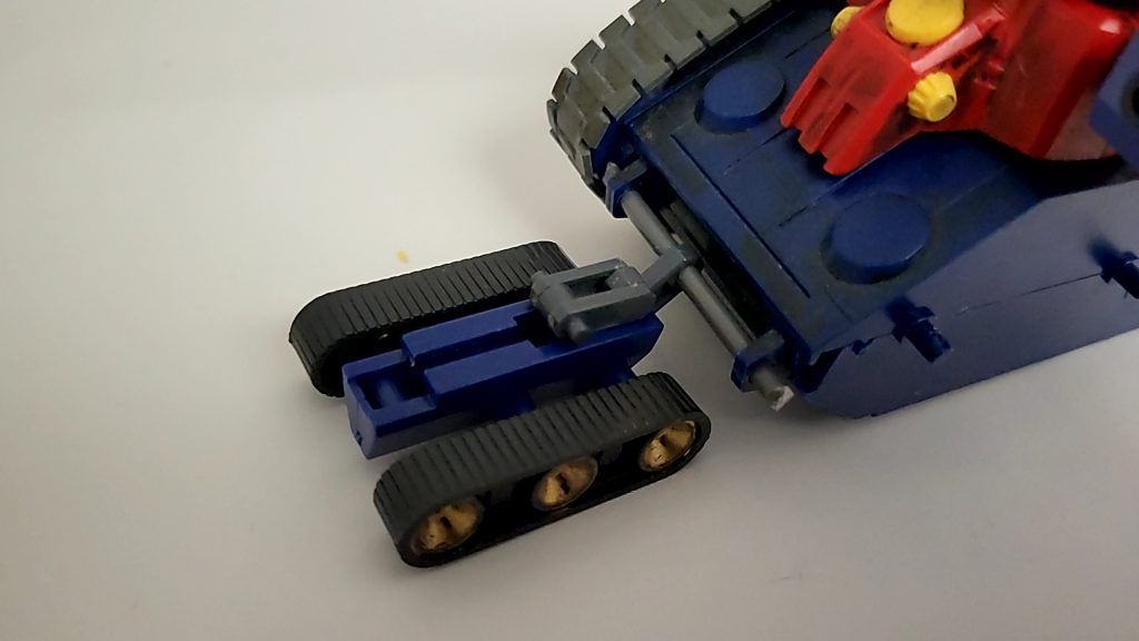 SDのGファイターのキャタピラを取り付け