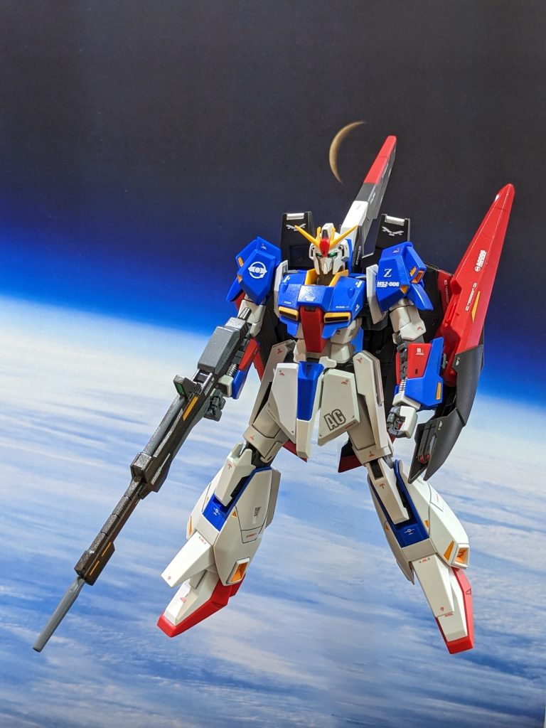 ディスプレイベースを画像処理で消してみました。