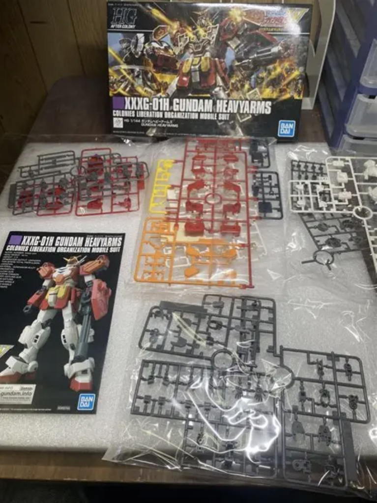 HGACガンダムヘビーアームズ–3枚目/制作者：丸五ワークス