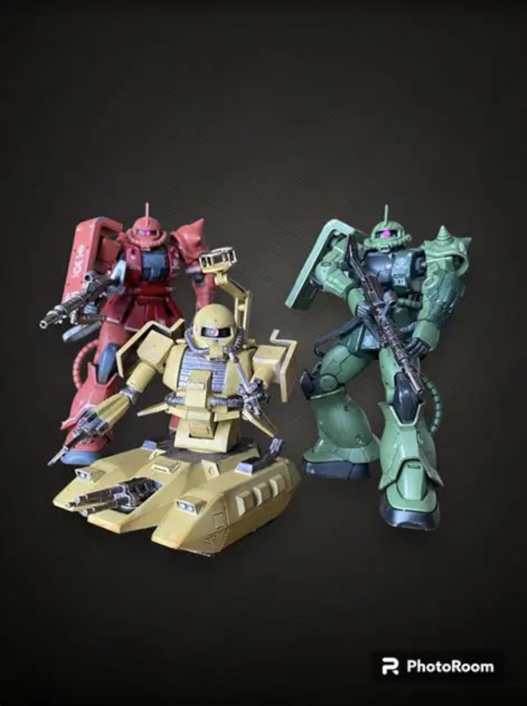 うちのオリジンザクたちと記念撮影