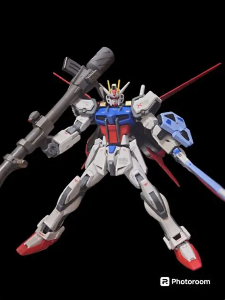 ルージュのときに作業したのですが、ストライカーパックの背面が寂しかったのでバーニア一杯着けました。