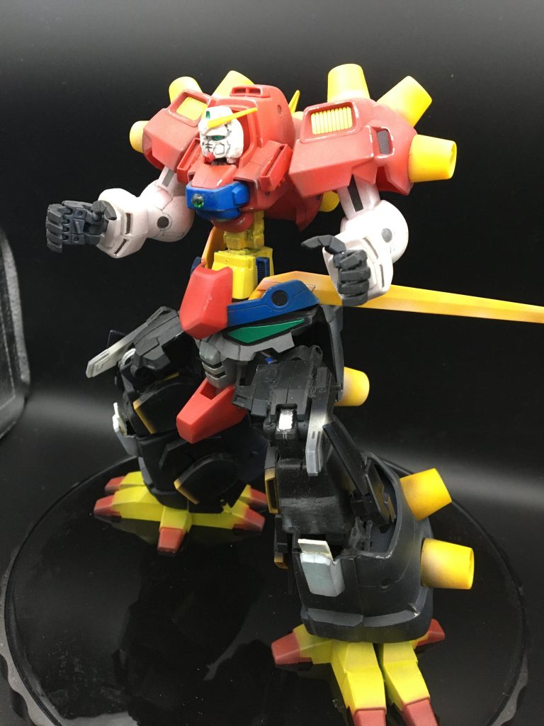 アンテナが邪魔ですが腰は回ります