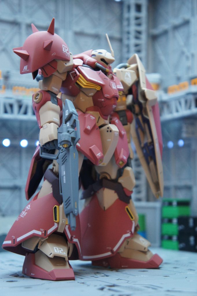 いつものように簡単な表面処理とスミ入れ、デカール、つや消しトップコートの簡単仕上げです。仕上げてる最中に閃光のハサウェイ続編発表があったのもなにかの運命？