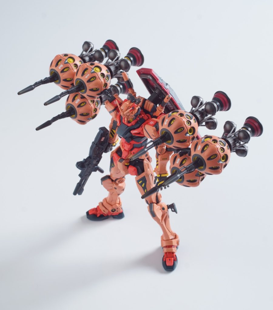 赤いガンダム ビットフル装備