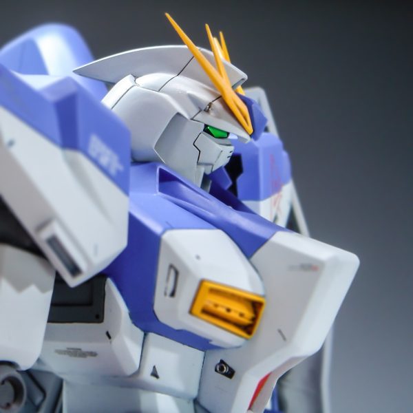 MG + B-CLUB Hi-νガンダム