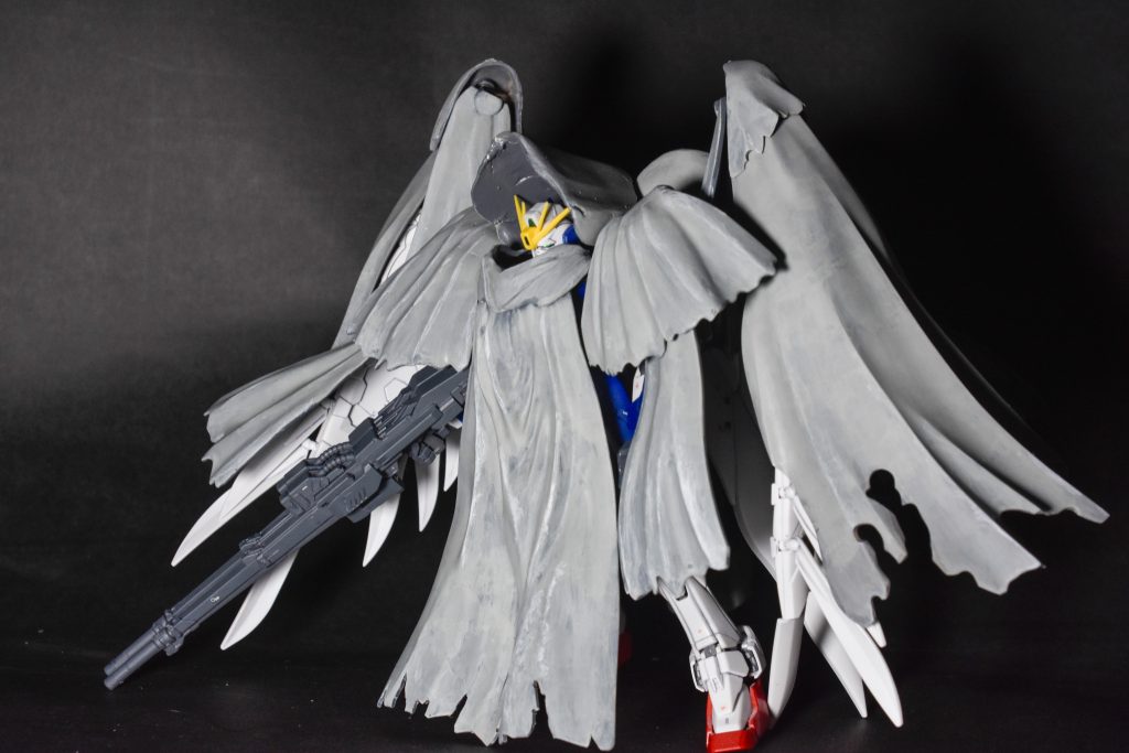 設定画も公開されましたね。しかし翌日の公開では俺には遅い。よって塗装は独自解釈です。