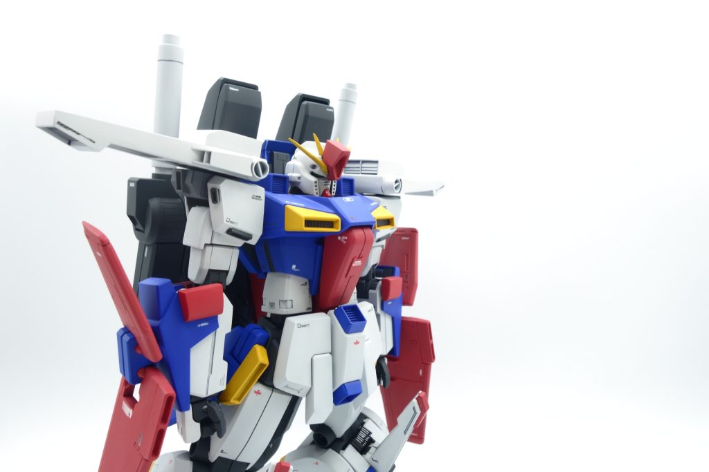 頭部は元キットが馬面気味だったのでヘルメットを1㎜程切り詰めています。