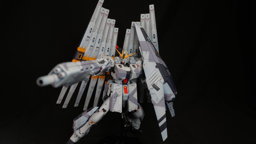 ハイパー・メガ・ライフルダブルフィンファンネル背負ってるとほとんど壁ですね