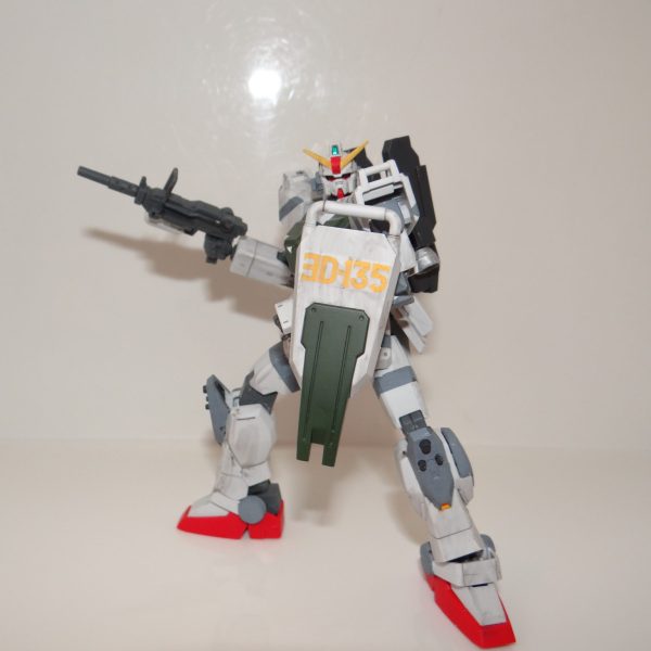 陸戦型ガンダム