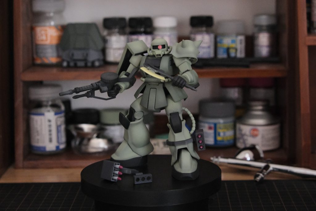 ザク ii hg040 人生で初めてHGを組み立てる–6枚目/制作者：Coke.NT