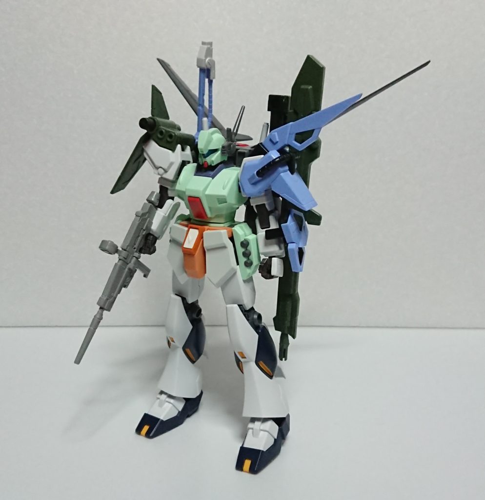 前面塗装前腰部前面はジェガン・ブラストマスターの余剰パーツとνガンダムHWSの余剰フロントアーマー、腕部はHG SEEDパーフェクトストライクのものをそのまま、ライフルはペイルライダー系に付属するライフルを使用してます。