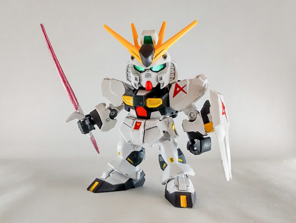 本体はSDEX νガンダム。近くのホビーショップにて600円ぐらいで買ってきました。普通に良キット。